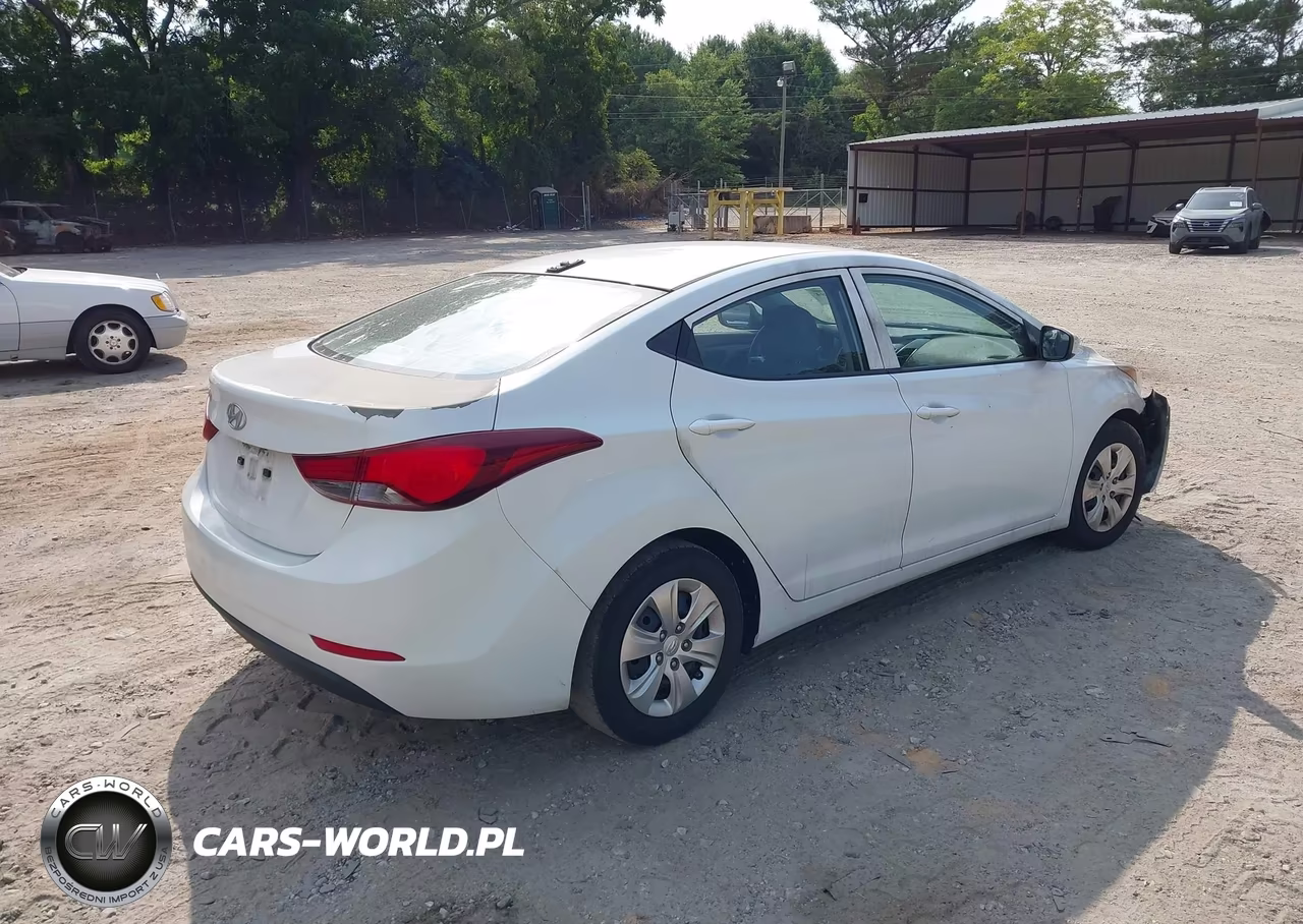 2016 Hyundai Elantra Se VIN:5NPDH4AE1GH753299 - 4