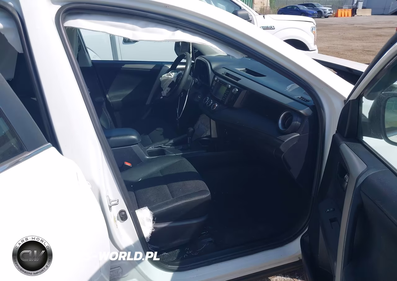2017 Toyota Rav4 Le VIN:2T3BFREV2HW549691 - 5