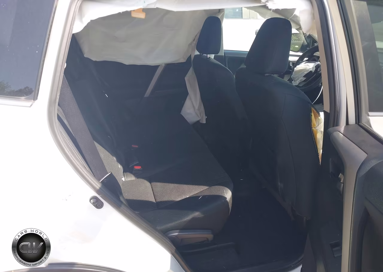 2017 Toyota Rav4 Le VIN:2T3BFREV2HW549691 - 8