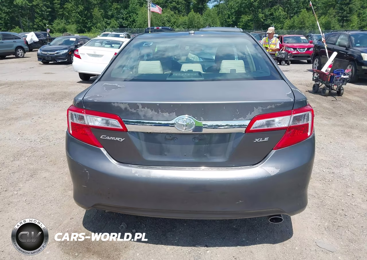 2013 Toyota Camry Xle VIN:4T4BF1FK6DR336144 - 16