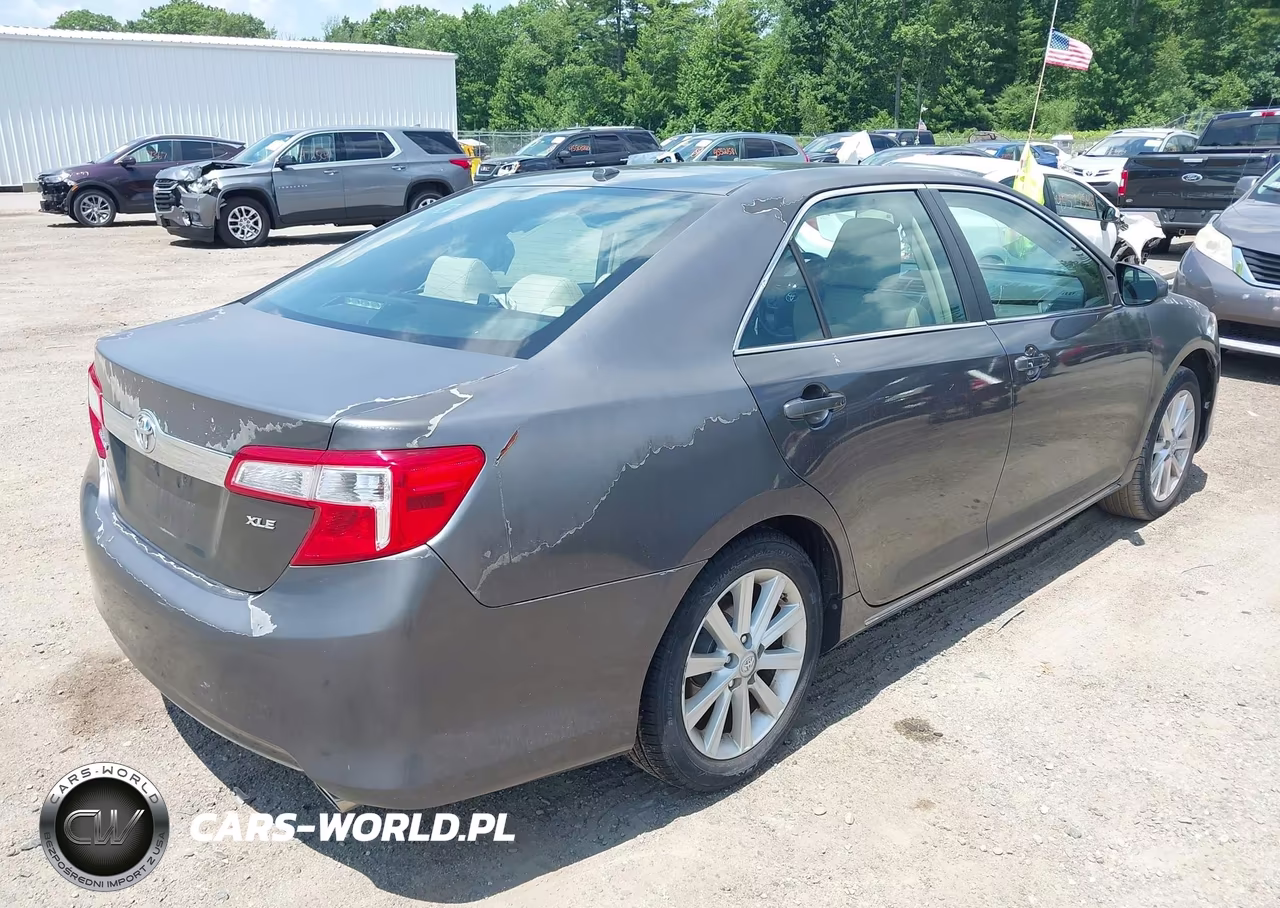 2013 Toyota Camry Xle VIN:4T4BF1FK6DR336144 - 4