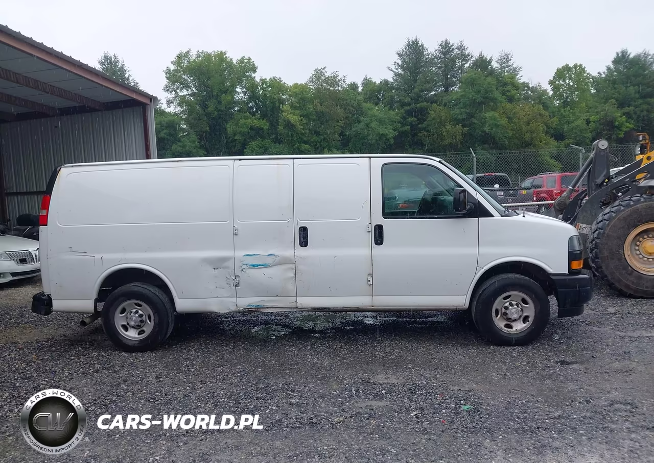 2019 Chevrolet Express 2500 Work Van VIN:1GCWGBFP3K1168492 - 13