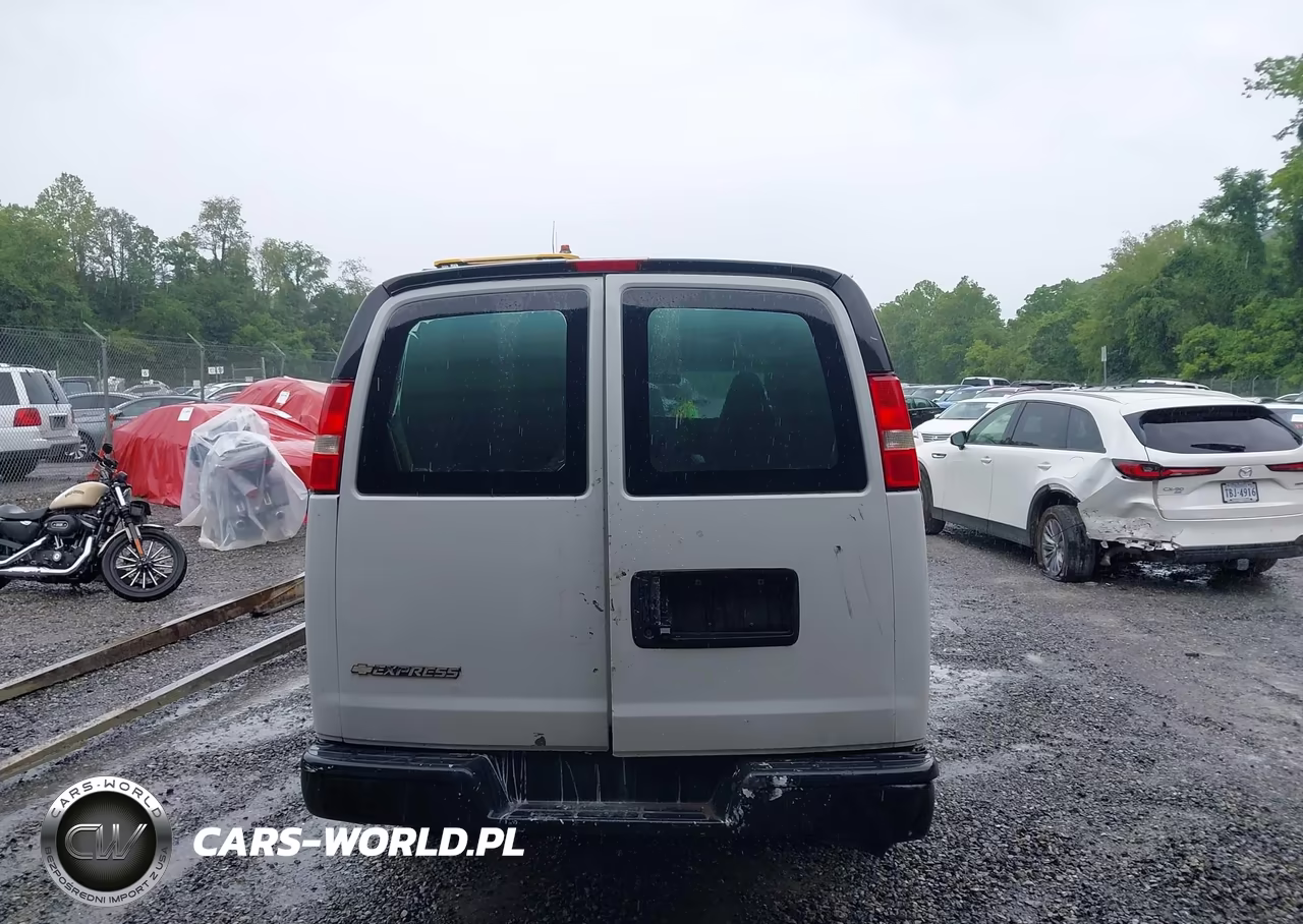 2019 Chevrolet Express 2500 Work Van VIN:1GCWGBFP3K1168492 - 16