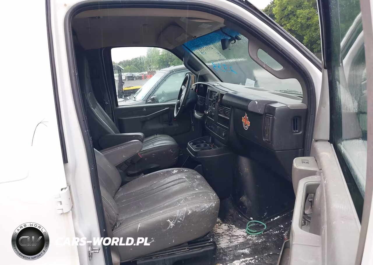 2019 Chevrolet Express 2500 Work Van VIN:1GCWGBFP3K1168492 - 5