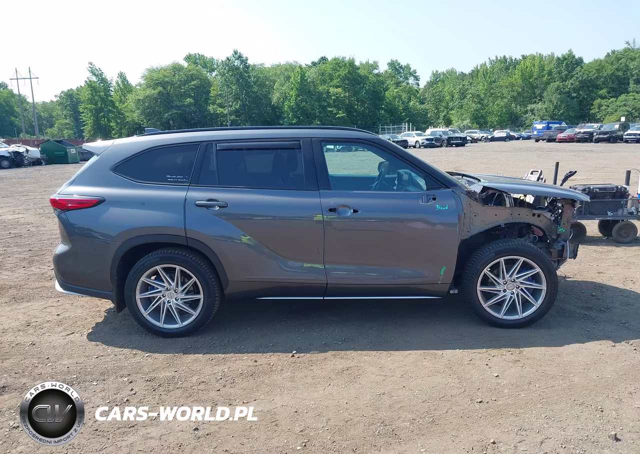 2022 Toyota Highlander Xse VIN:5TDLZRBH0NS242348 - 13