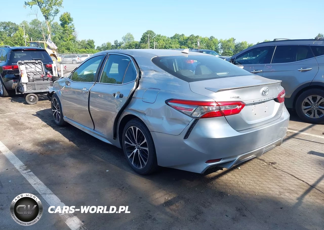 2019 Toyota Camry Se VIN:4T1B11HK5KU166068 - 3