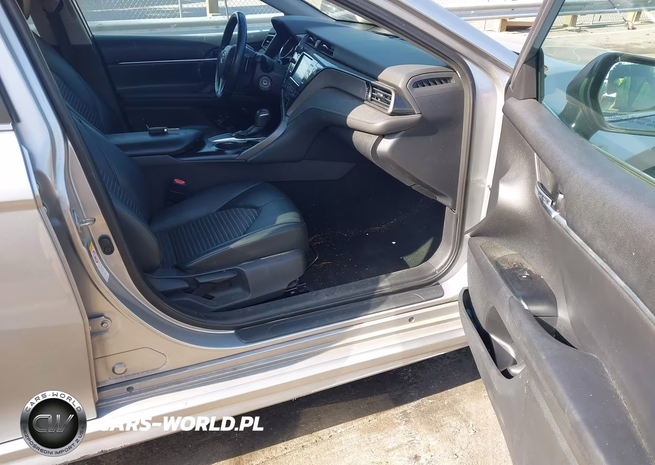 2019 Toyota Camry Se VIN:4T1B11HK5KU166068 - 5