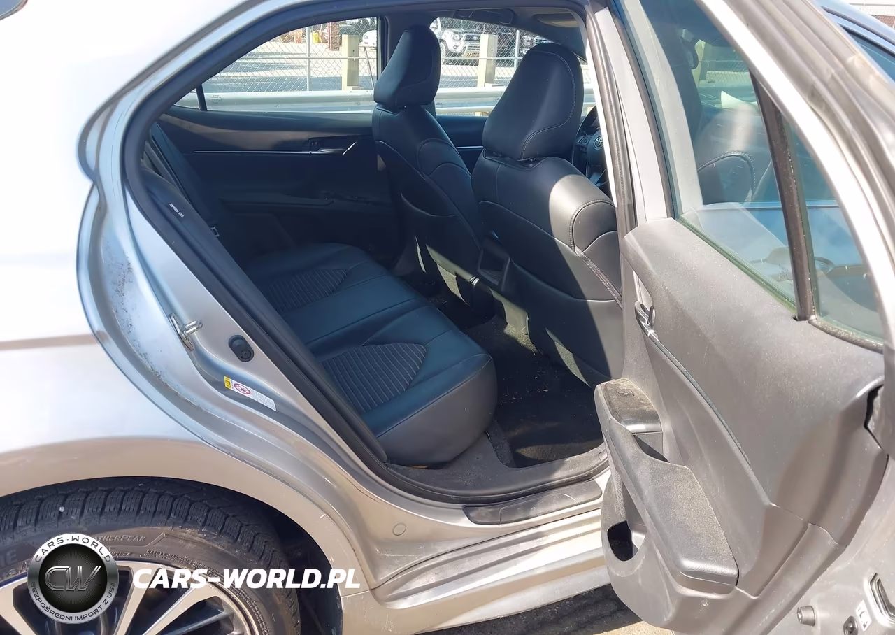 2019 Toyota Camry Se VIN:4T1B11HK5KU166068 - 8