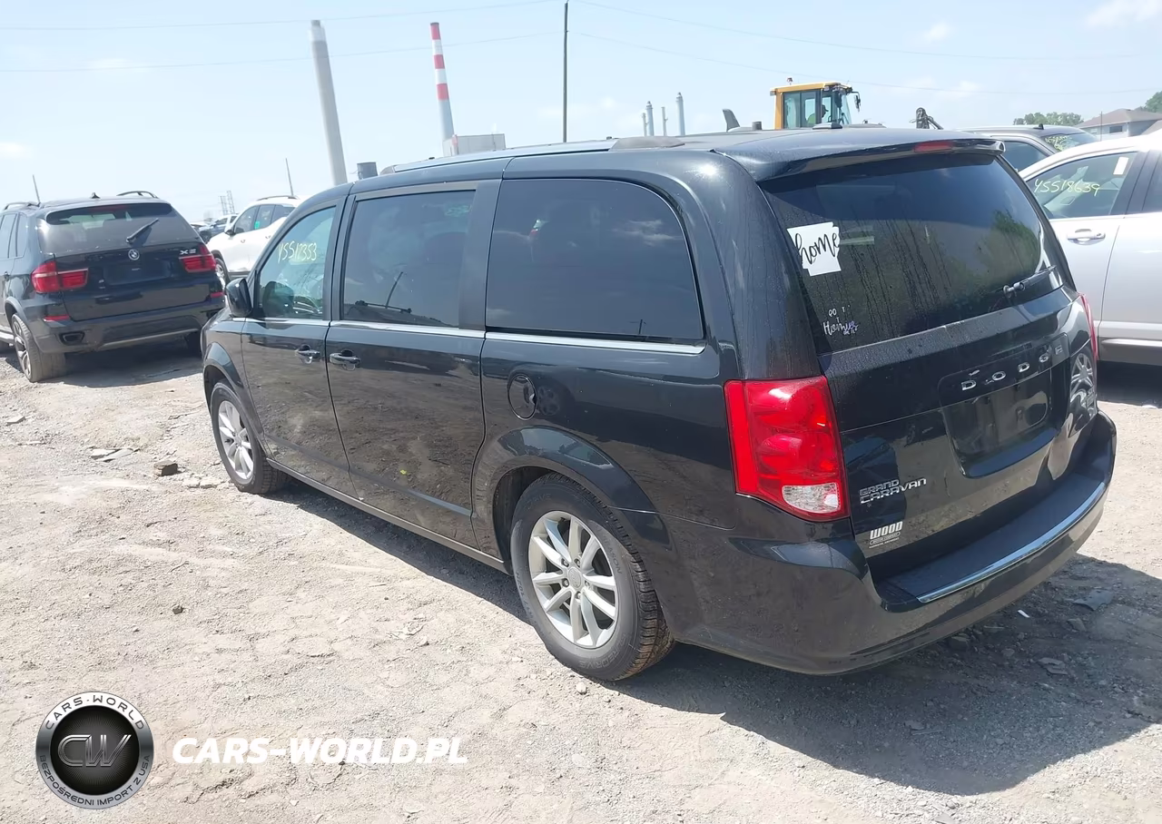 2019 Dodge Grand Caravan Sxt VIN:2C4RDGCG1KR565881 - 3