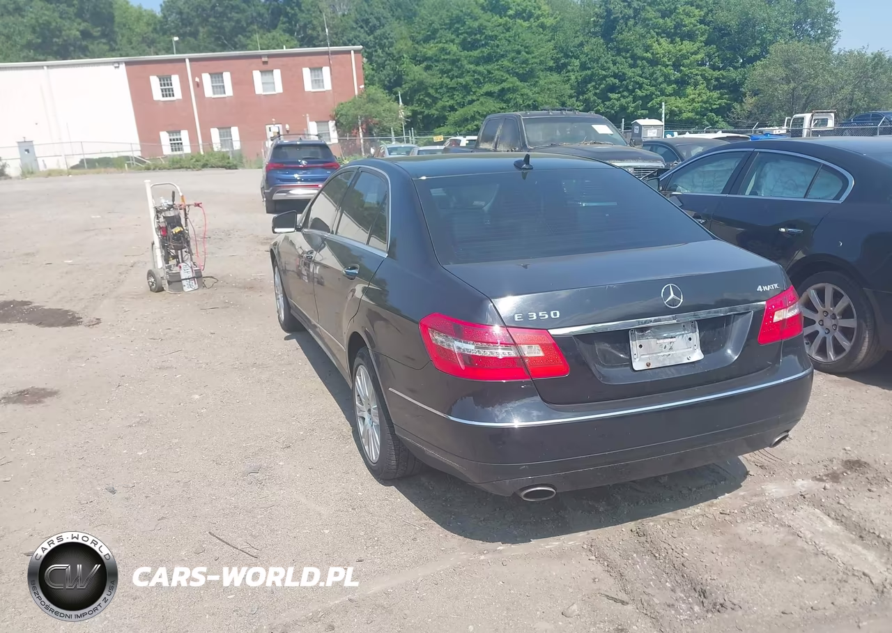 2013 Mercedes-Benz E 350 4Matic VIN:WDDHF8JBXDA663758 - 3