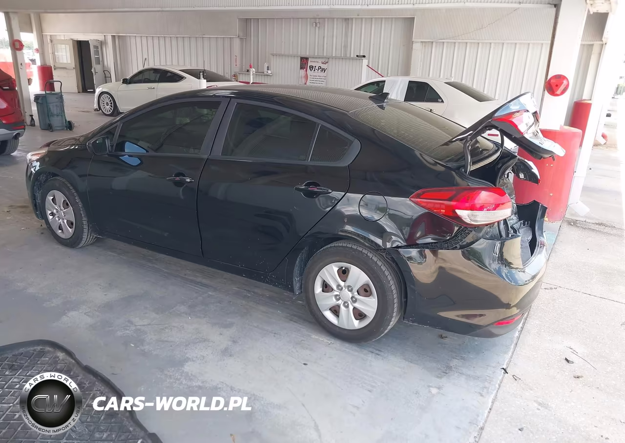 2018 Kia Forte Lx VIN:3KPFK4A7XJE168891 - 3