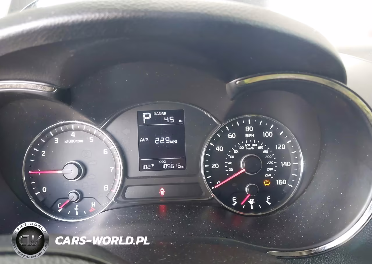 2018 Kia Forte Lx VIN:3KPFK4A7XJE168891 - 7