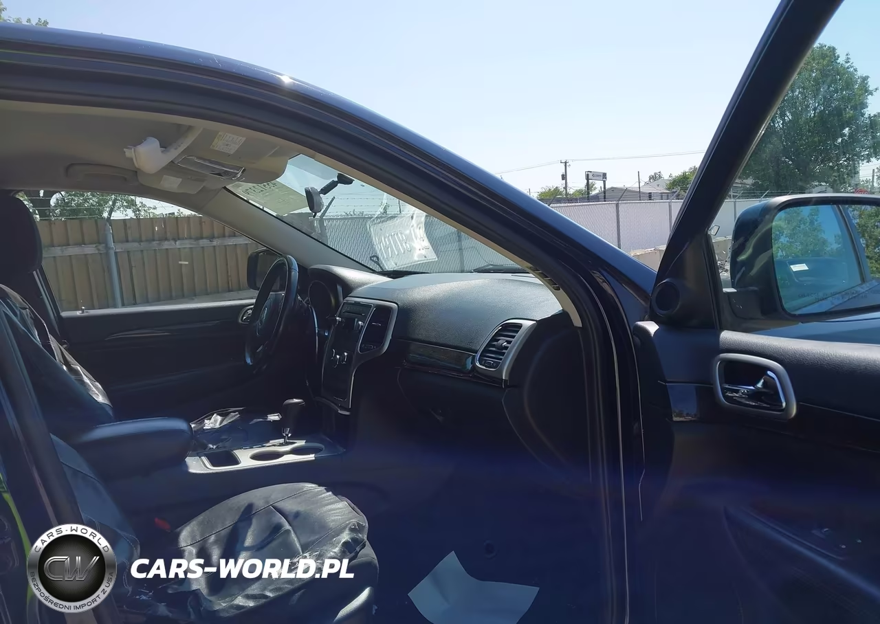 2012 Jeep Grand Cherokee Laredo VIN:1C4RJFAG4CC298770 - 5