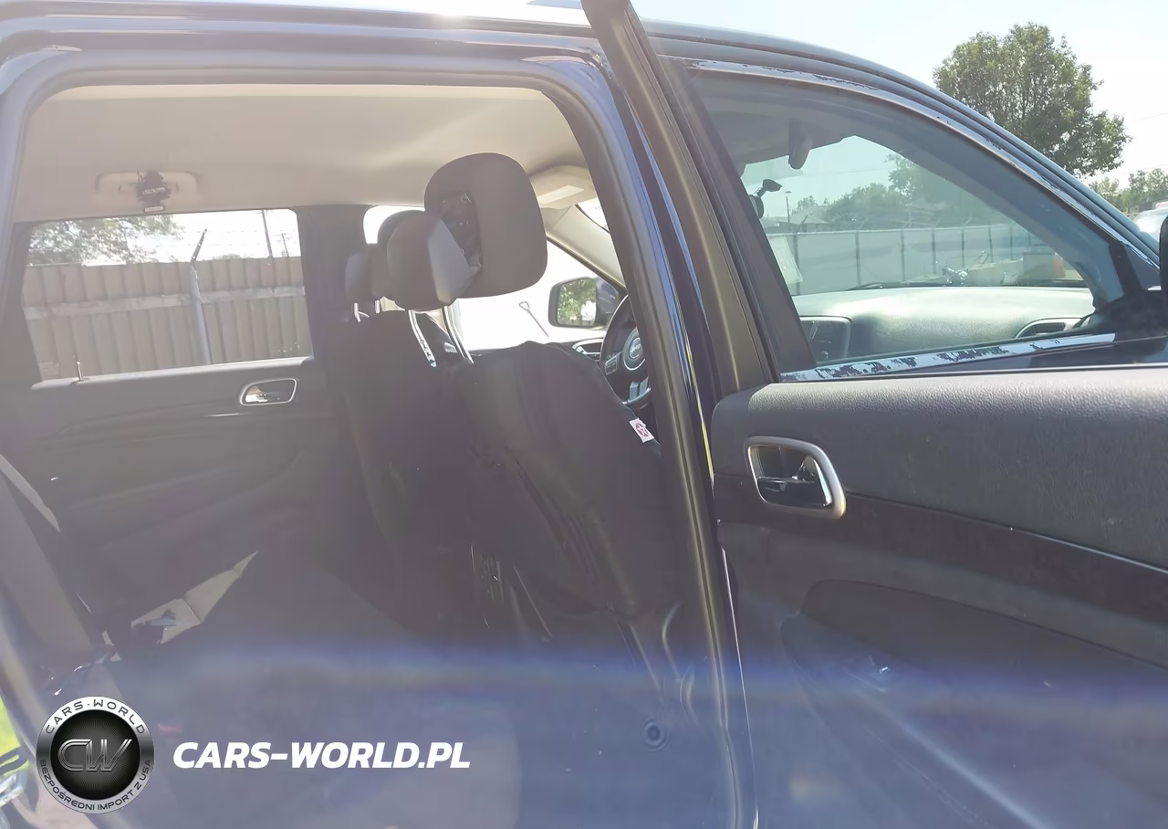 2012 Jeep Grand Cherokee Laredo VIN:1C4RJFAG4CC298770 - 8