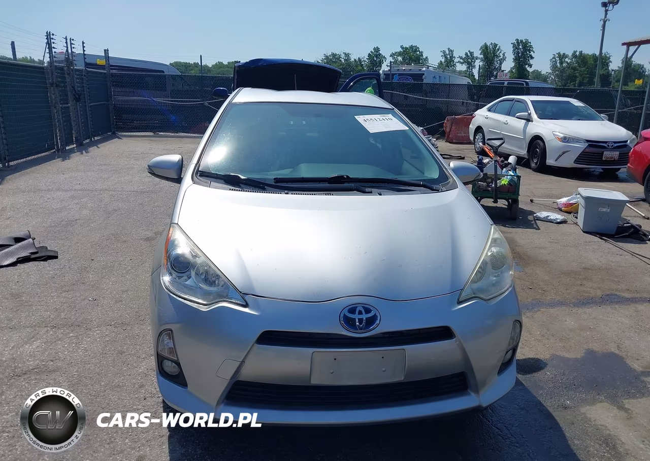 2012 Toyota Prius C Four VIN:JTDKDTB37C1510964 - 12