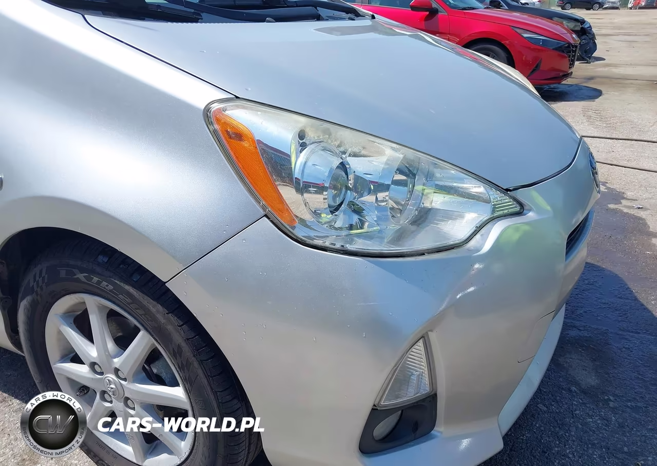 2012 Toyota Prius C Four VIN:JTDKDTB37C1510964 - 20