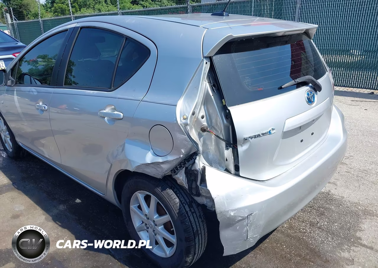2012 Toyota Prius C Four VIN:JTDKDTB37C1510964 - 6