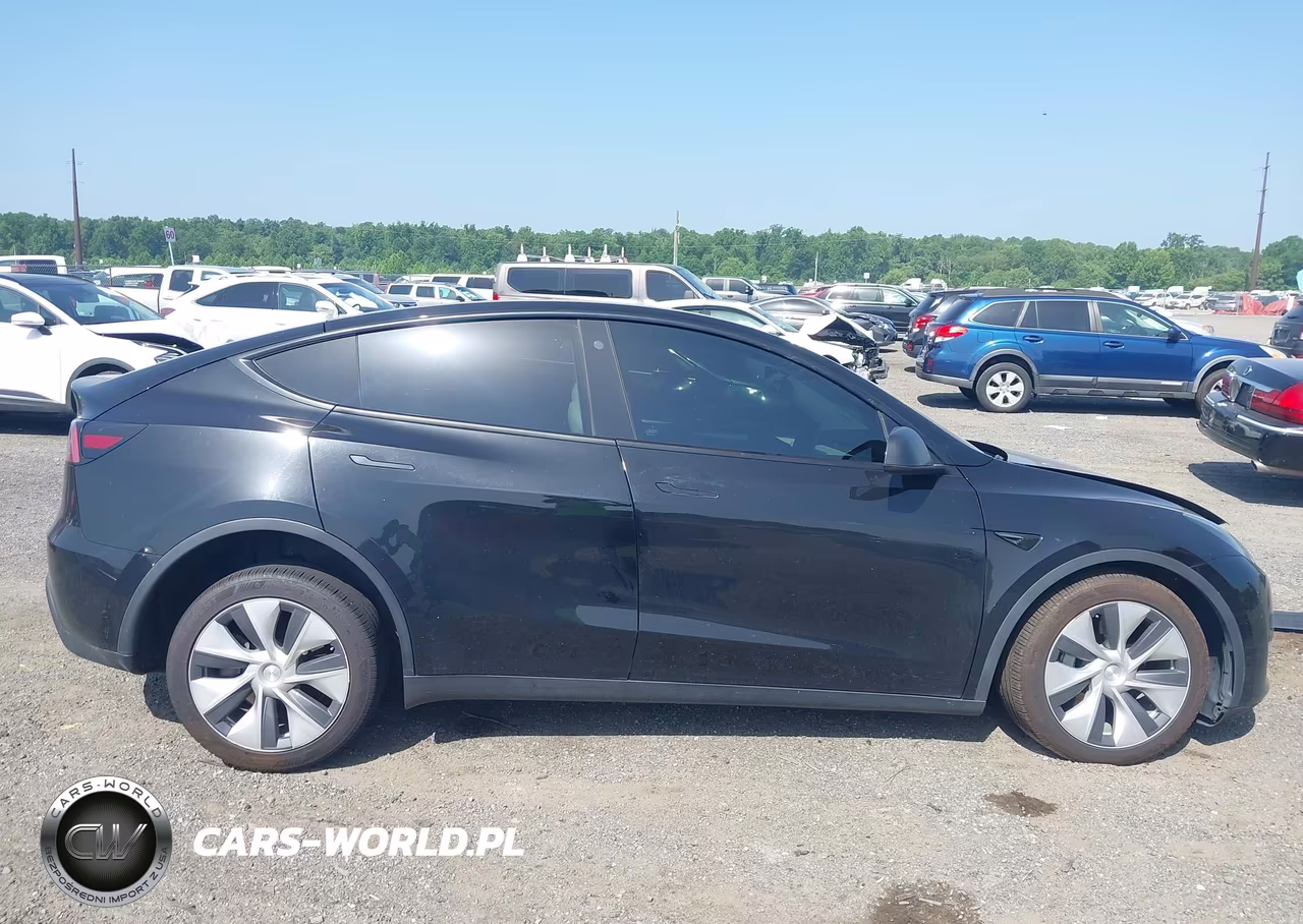 2023 Tesla Model Y Awd-Long Range Dual Motor All-Wheel Drive VIN:7SAYGDEE3PF591837 - 11