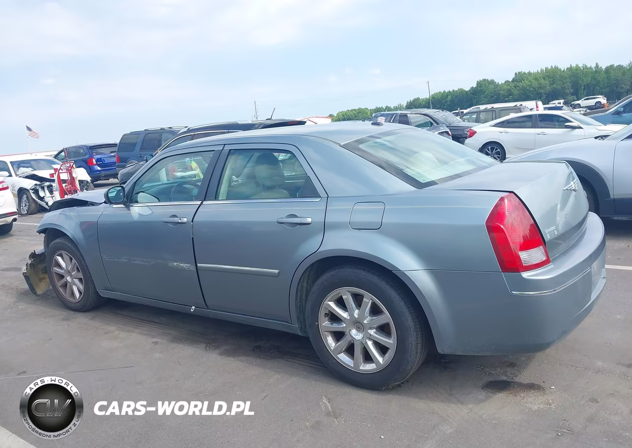 2007 Chrysler 300 Touring VIN:2C3KA53G07H899562 - 14