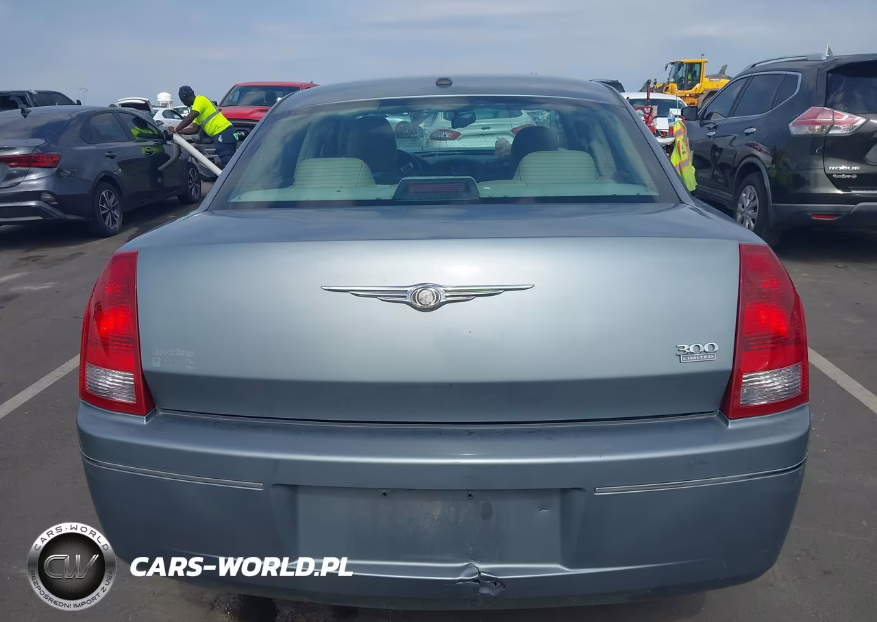 2007 Chrysler 300 Touring VIN:2C3KA53G07H899562 - 16
