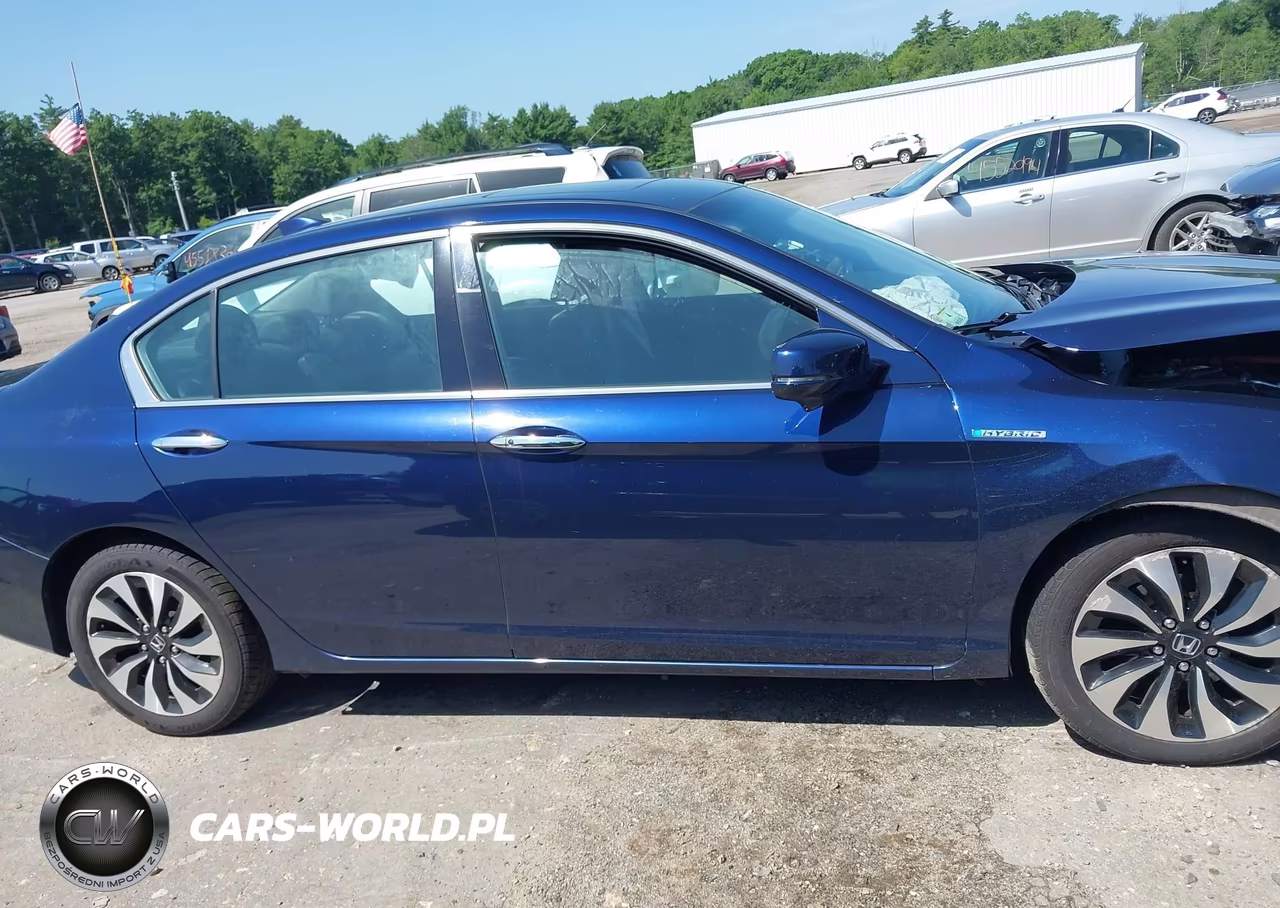 2015 Honda Accord Hybrid Ex-L VIN:1HGCR6F55FA006079 - 13