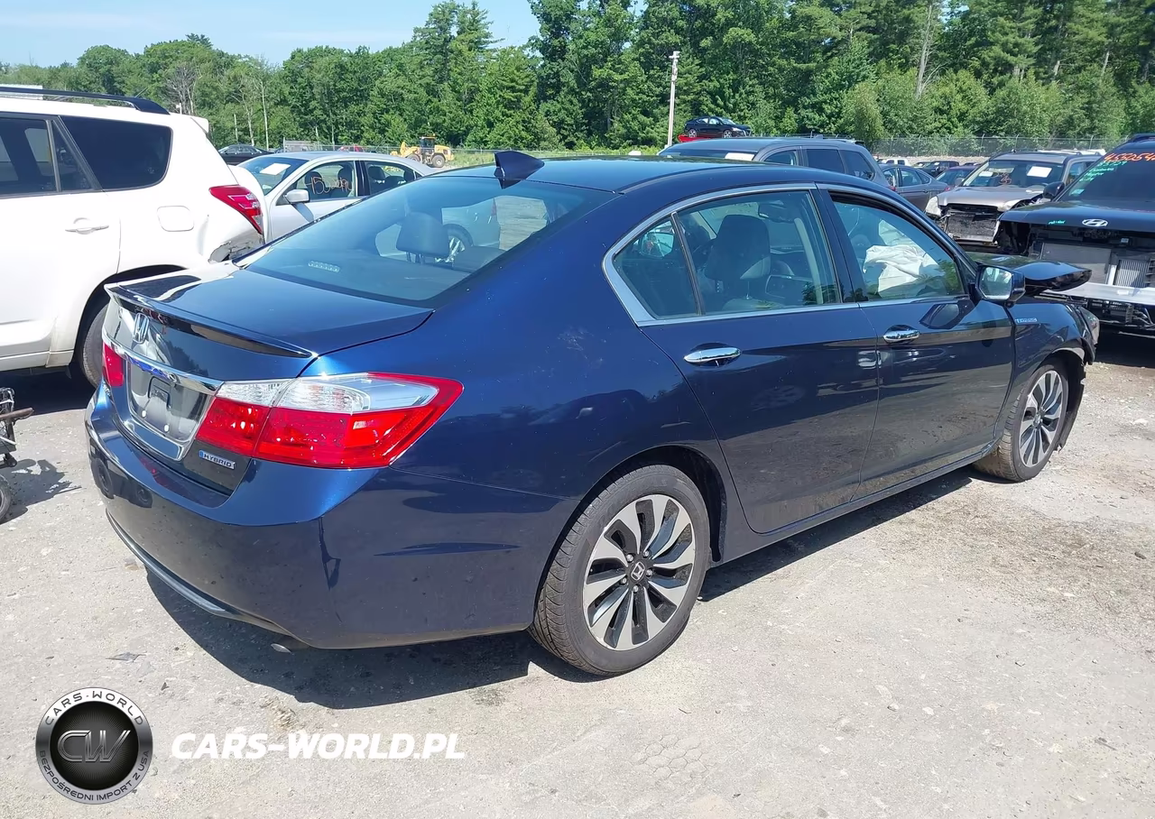 2015 Honda Accord Hybrid Ex-L VIN:1HGCR6F55FA006079 - 4