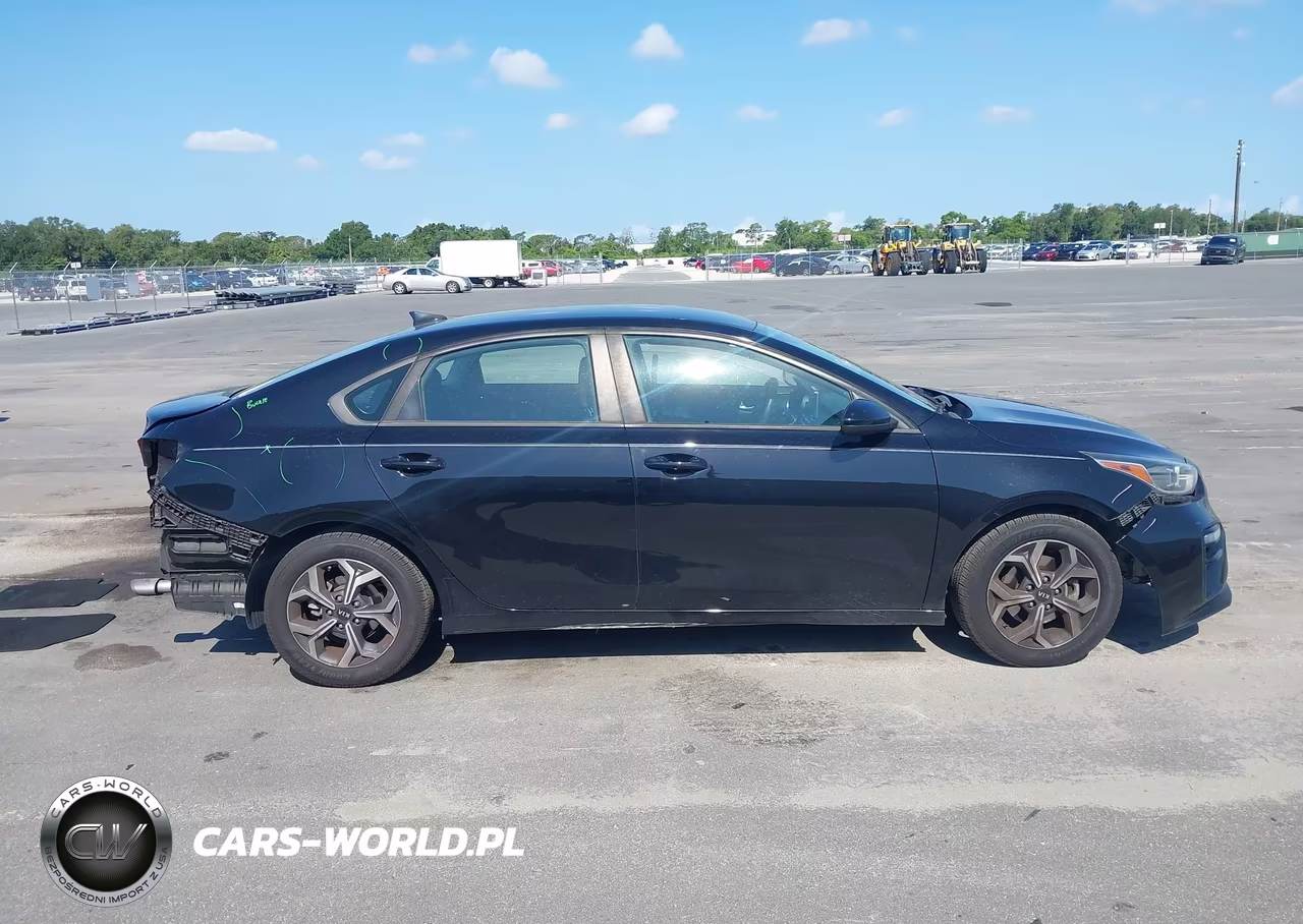 2019 Kia Forte Lxs VIN:3KPF24ADXKE057586 - 14