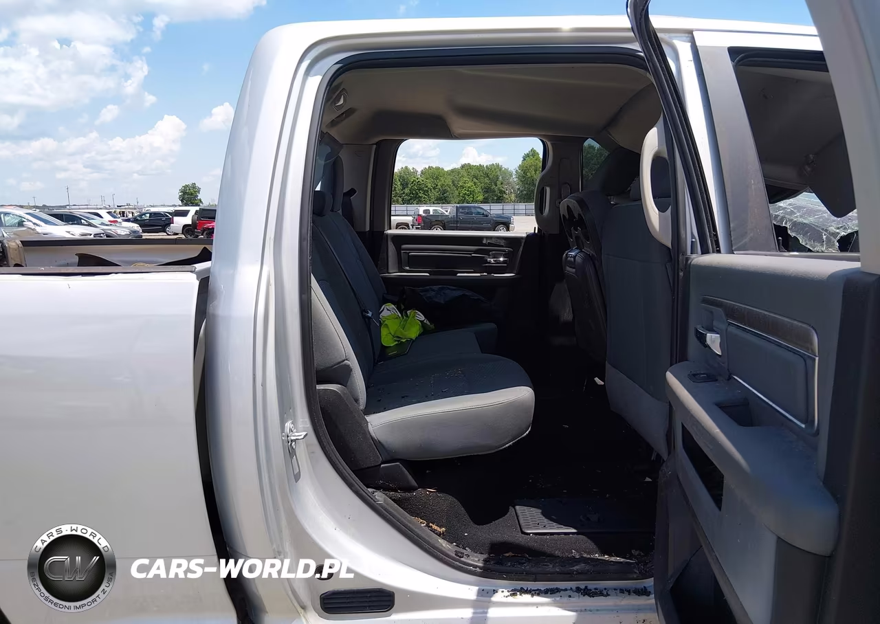2018 Ram 2500 Slt 4X4 6'4 Box VIN:3C6UR5DL4JG402147 - 8