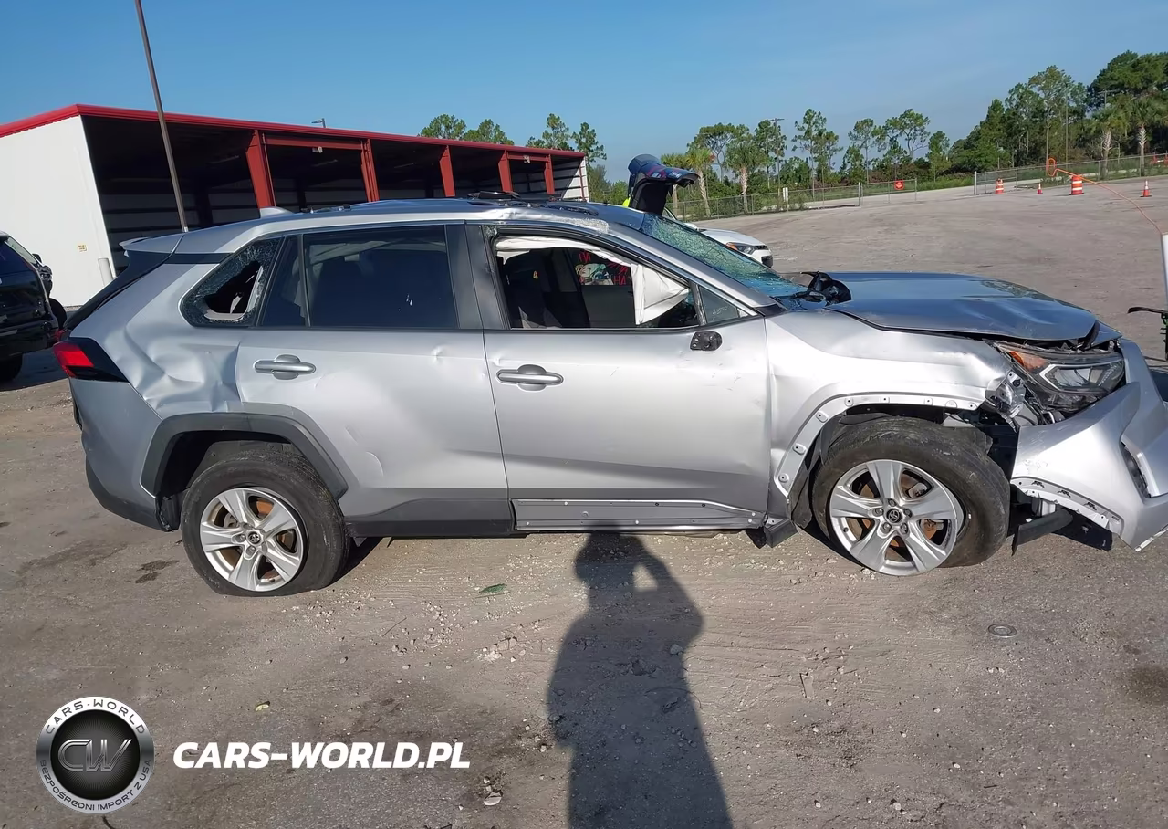 2020 Toyota Rav4 Xle VIN:JTMW1RFVXLD045944 - 14