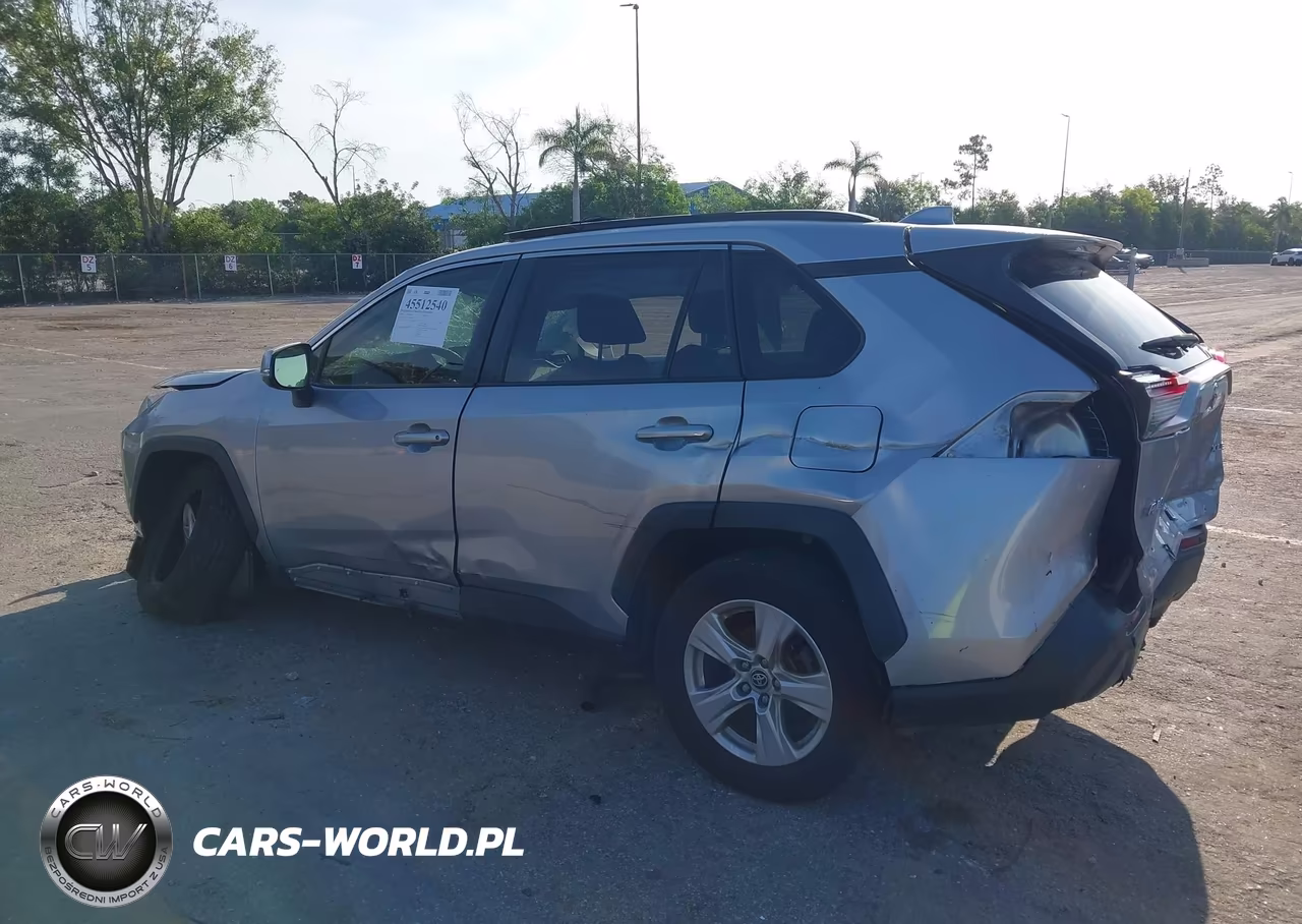 2020 Toyota Rav4 Xle VIN:JTMW1RFVXLD045944 - 3
