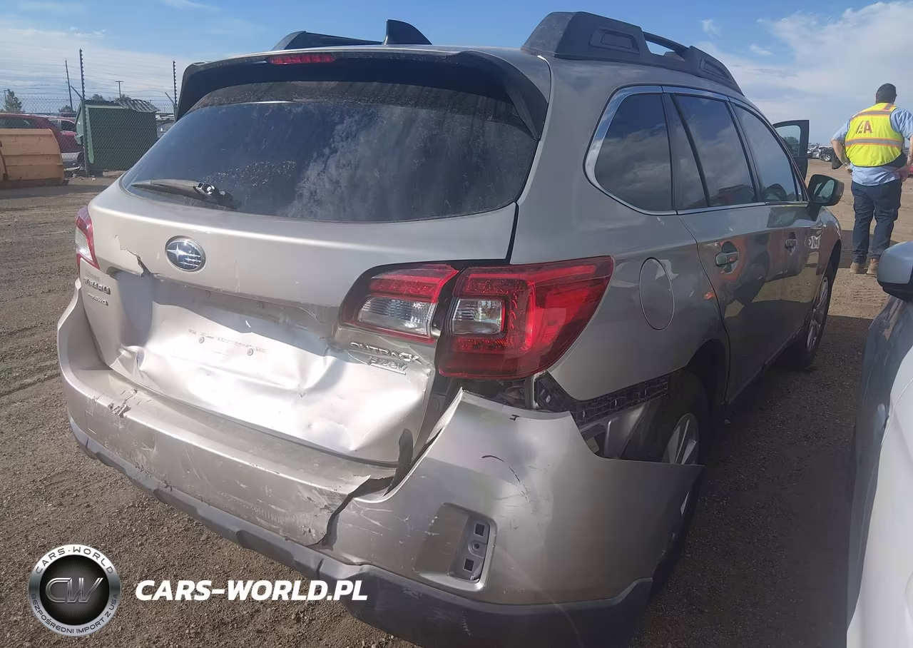 2016 Subaru Outback 2.5I Premium VIN:4S4BSACC5G3341171 - 4