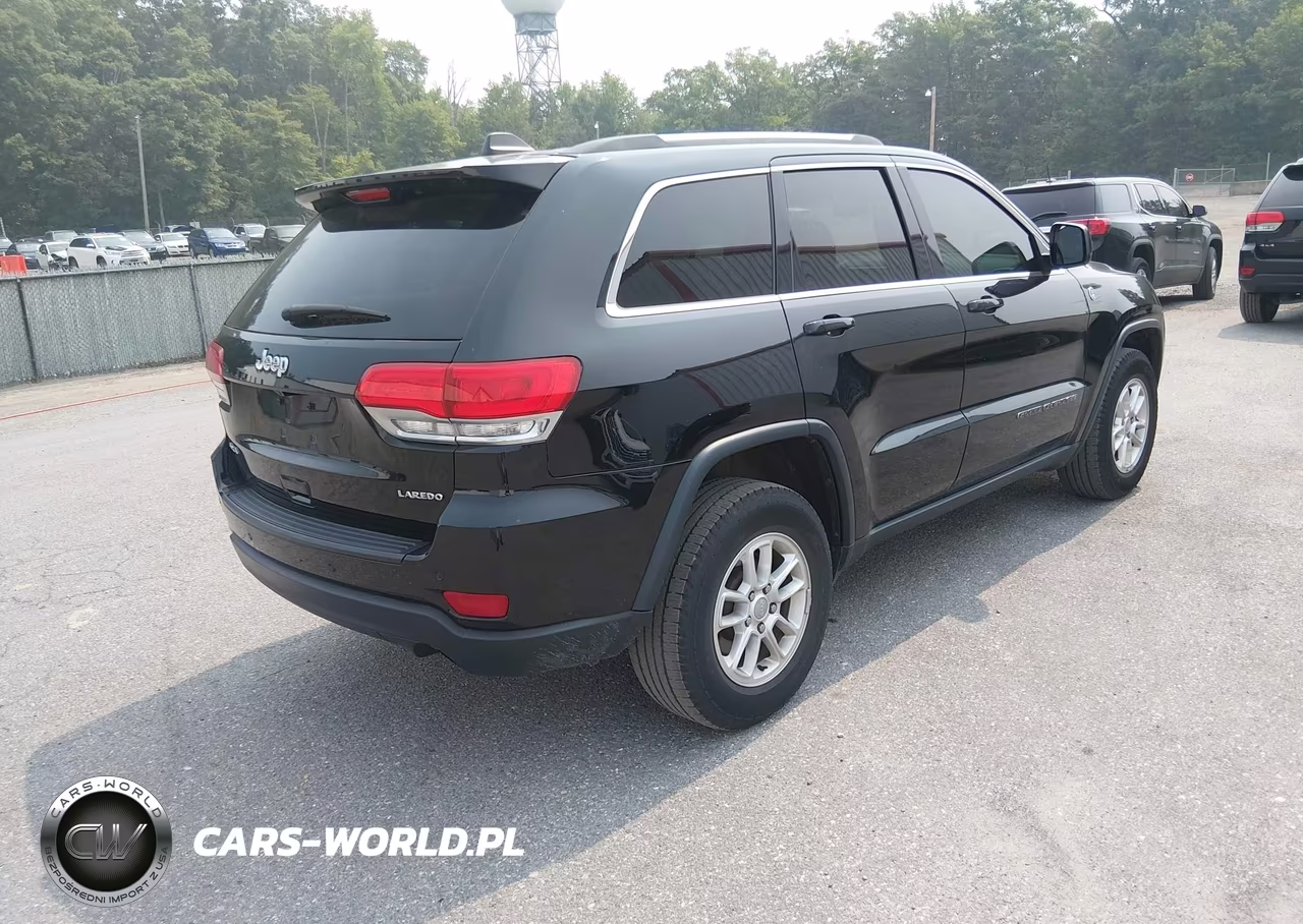2019 Jeep Grand Cherokee Laredo E 4X4 VIN:1C4RJFAG6KC836917 - 4