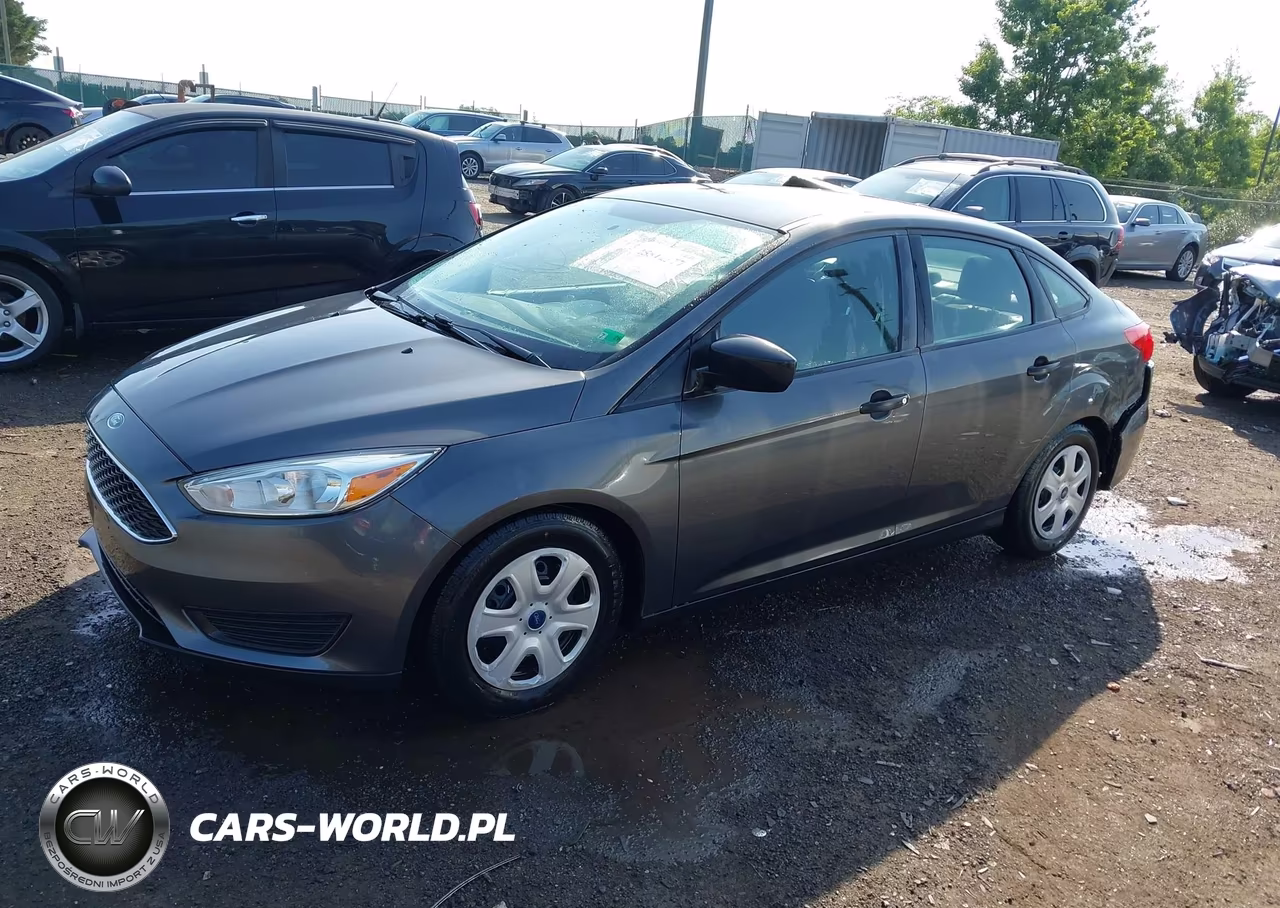 2016 Ford Focus S VIN:1FADP3E23GL402876 - 2