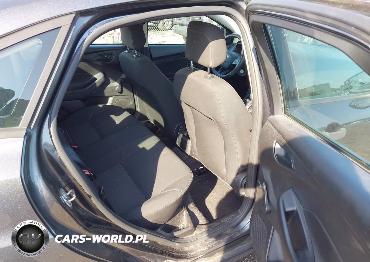 2016 Ford Focus S VIN:1FADP3E23GL402876 - 8