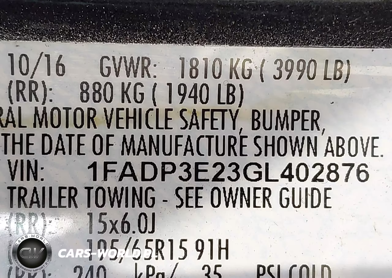 2016 Ford Focus S VIN:1FADP3E23GL402876 - 9