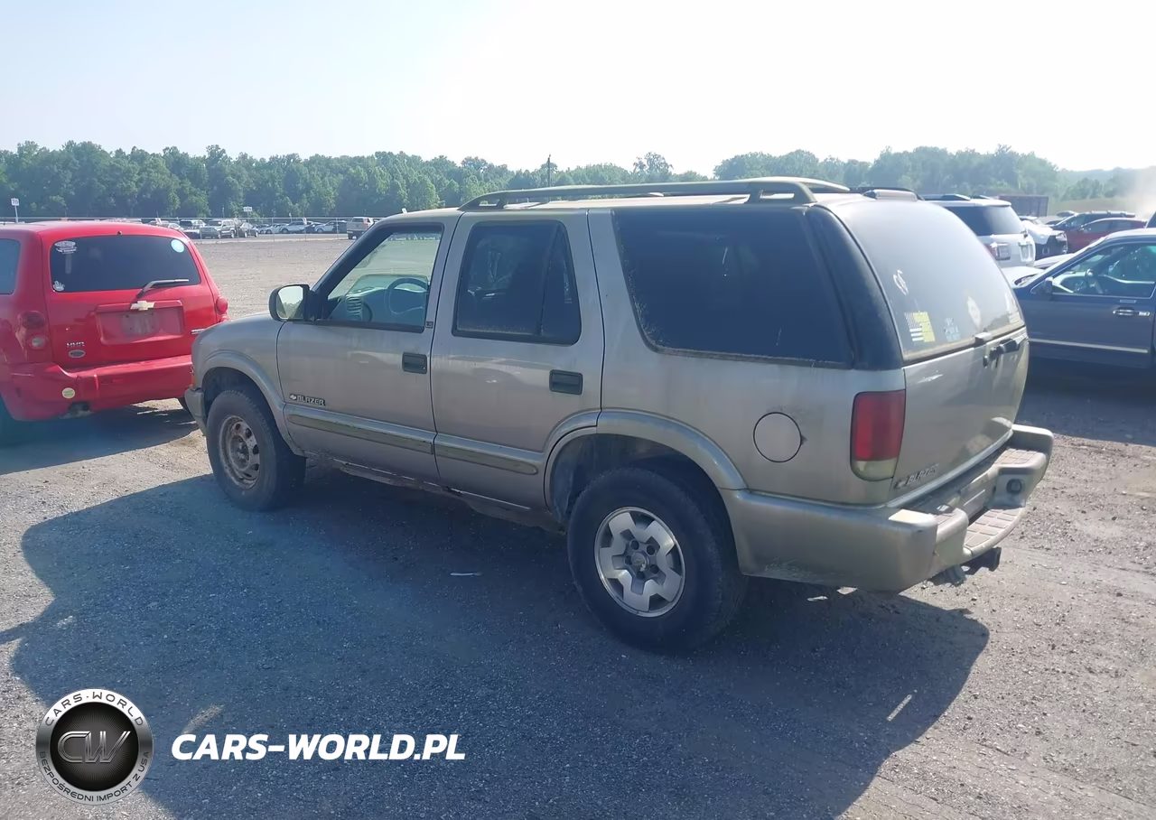 2002 Chevrolet Blazer Ls VIN:1GNDT13W72K226923 - 3