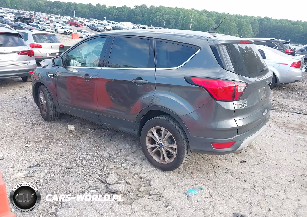 2019 Ford Escape Se VIN:1FMCU9GDXKUA42648 - 3