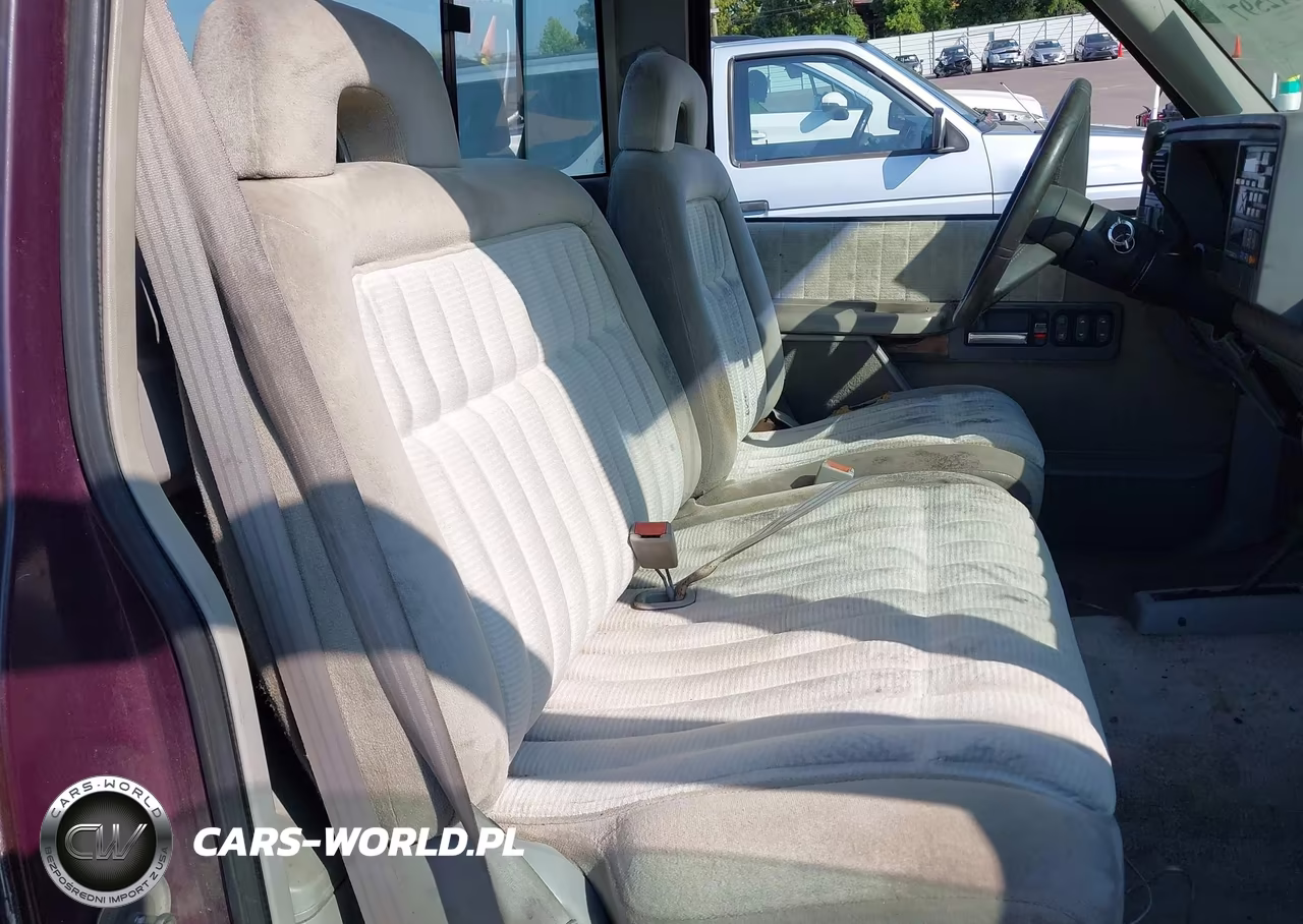 1993 Chevrolet Gmt-400 K1500 VIN:1GBEK14K4PZ148681 - 8