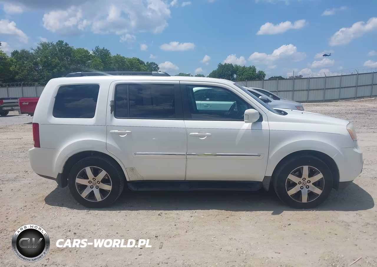 2012 Honda Pilot Touring VIN:5FNYF3H90CB018607 - 13