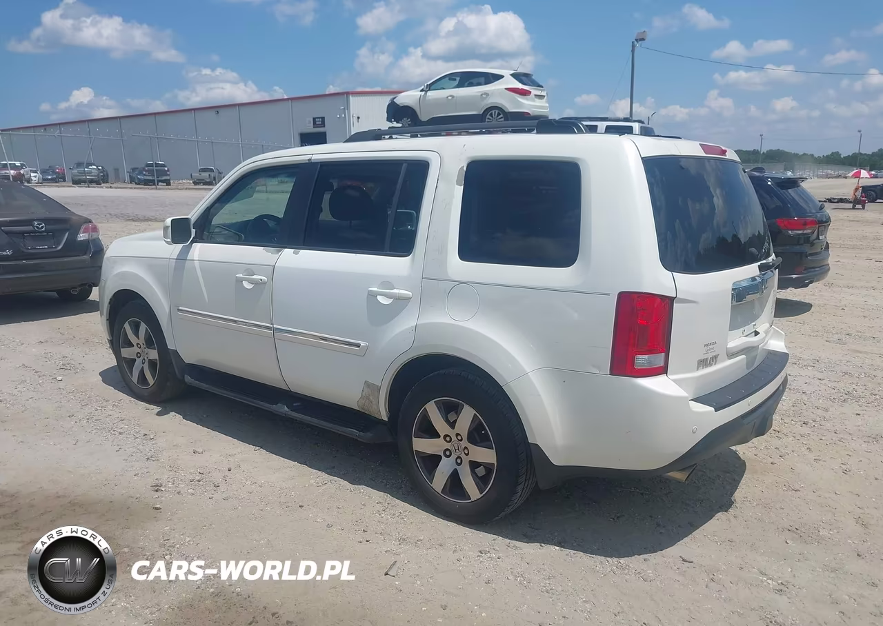 2012 Honda Pilot Touring VIN:5FNYF3H90CB018607 - 3