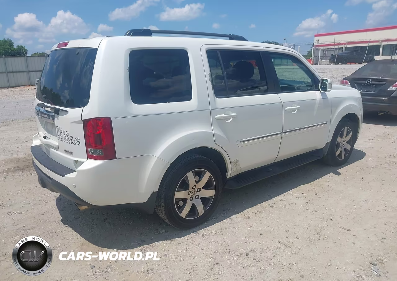 2012 Honda Pilot Touring VIN:5FNYF3H90CB018607 - 4