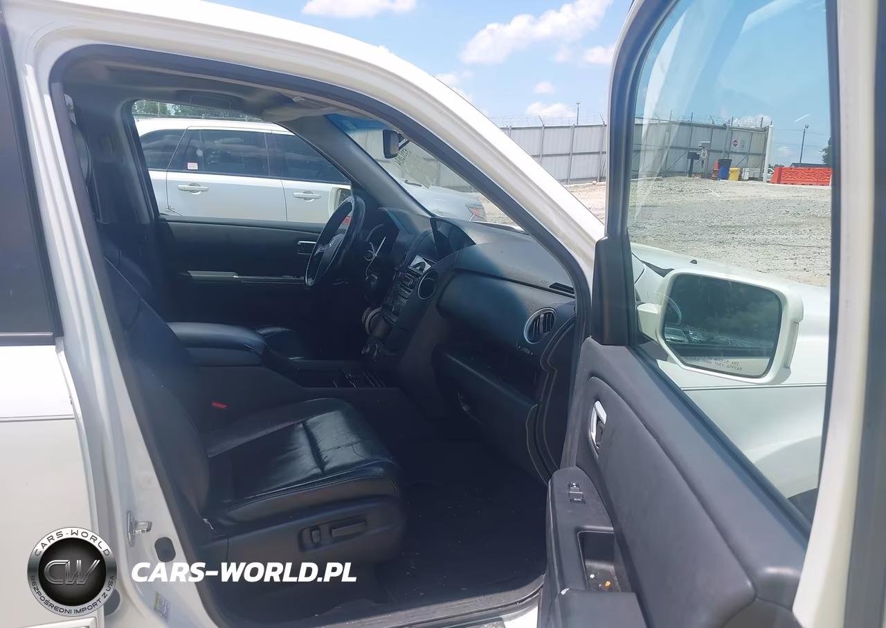 2012 Honda Pilot Touring VIN:5FNYF3H90CB018607 - 5
