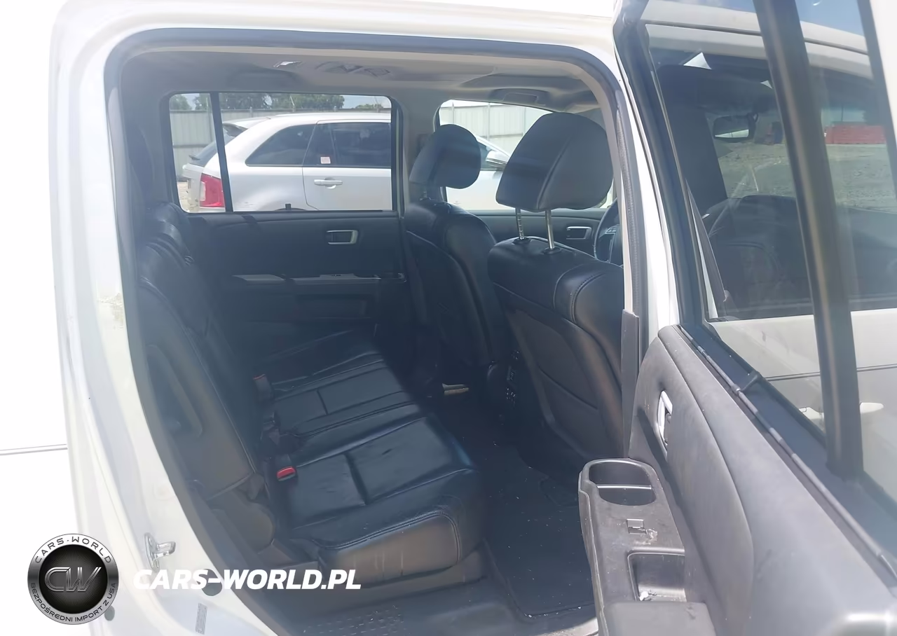 2012 Honda Pilot Touring VIN:5FNYF3H90CB018607 - 8