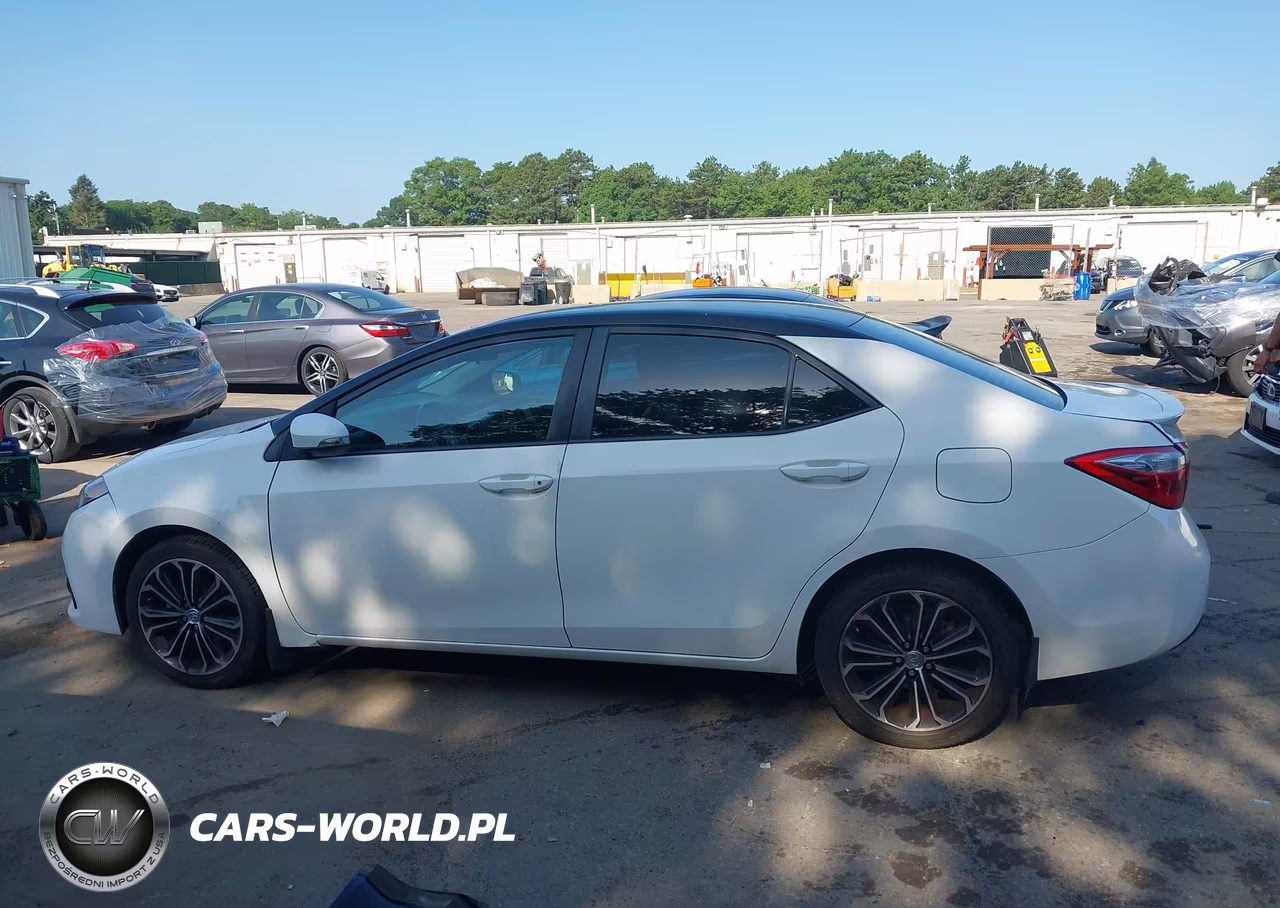 2016 Toyota Corolla S Plus VIN:5YFBURHE6GP370807 - 14