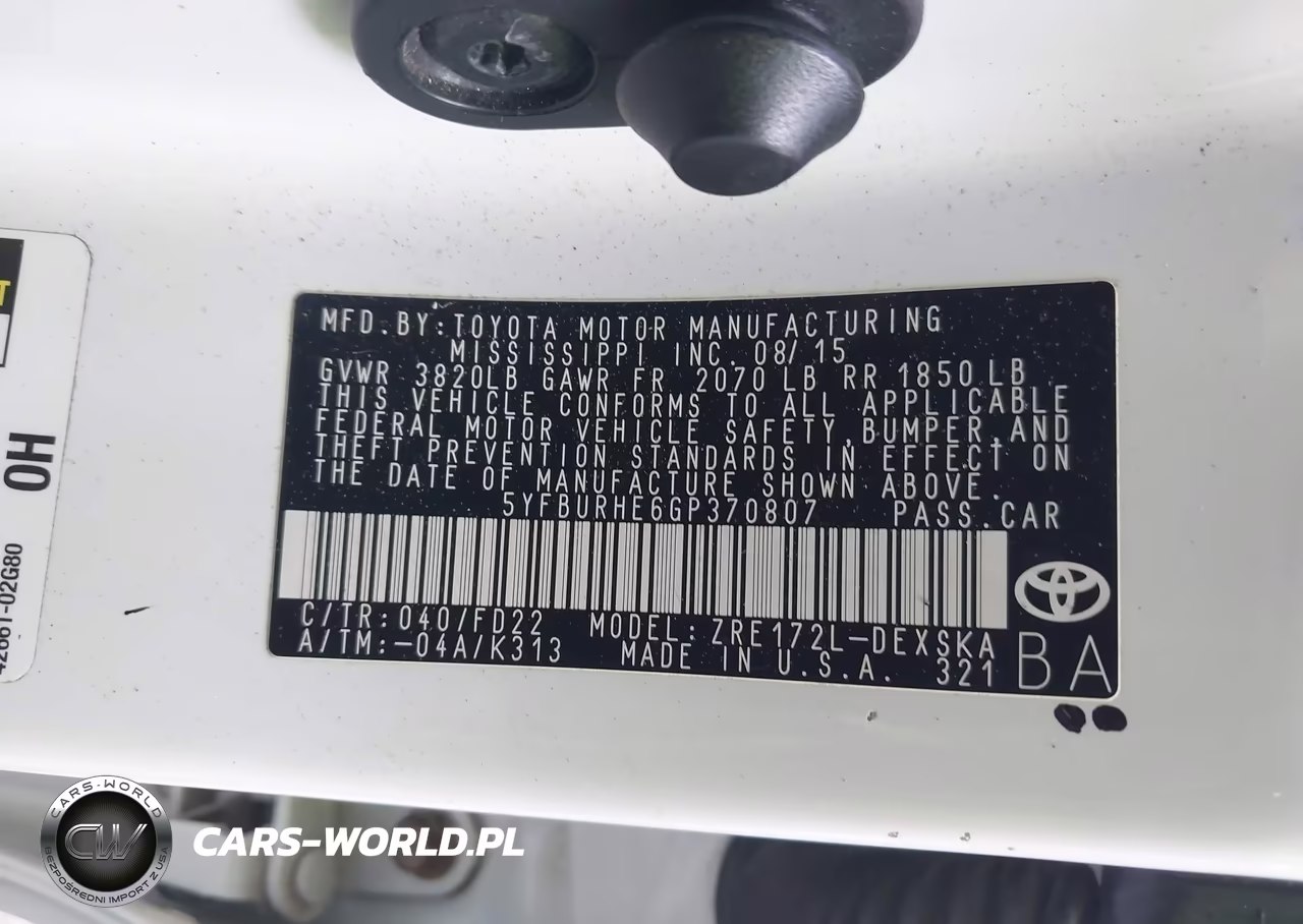 2016 Toyota Corolla S Plus VIN:5YFBURHE6GP370807 - 9
