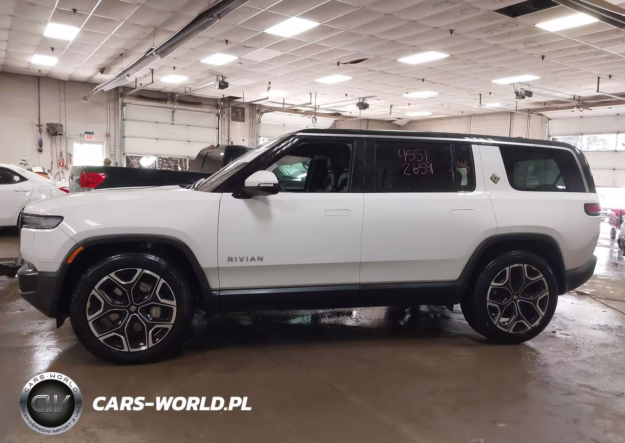 2025 Rivian R1S VIN:7PDSGBBA8SN062797 - 13
