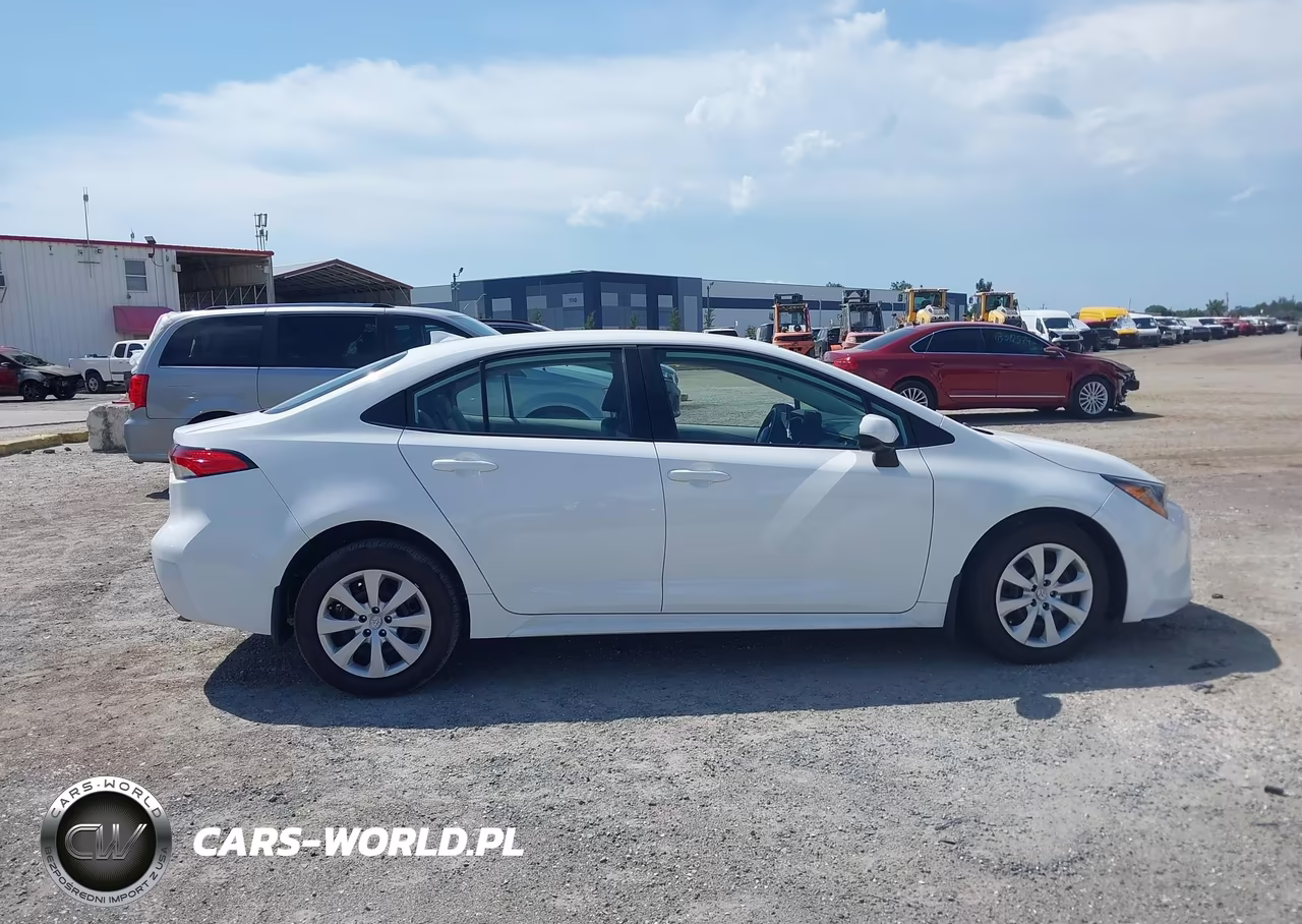 2026 Toyota Corolla Le VIN:5YFB4MDE8TP441721 - 13
