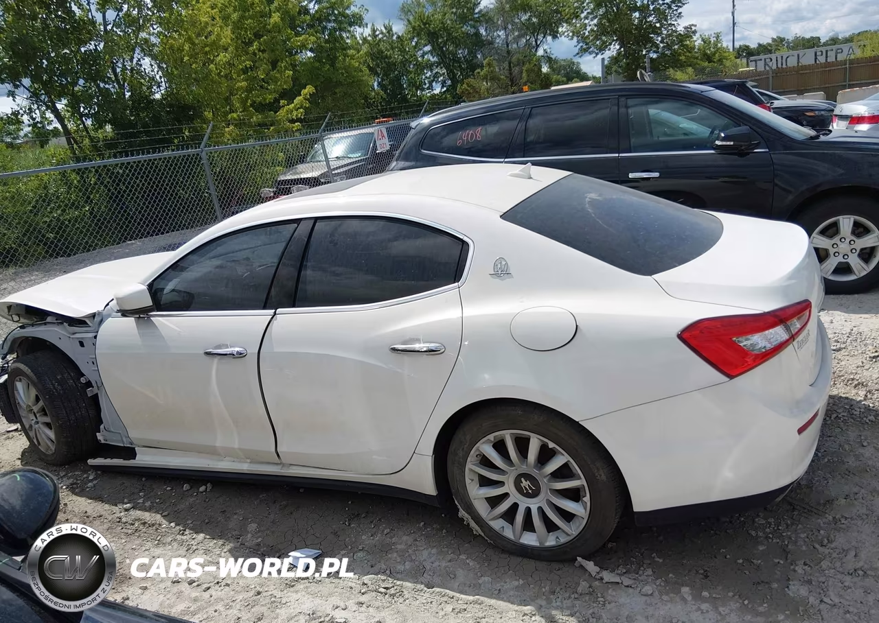 2014 Maserati Ghibli VIN:ZAM57XSA0E1090215 - 17
