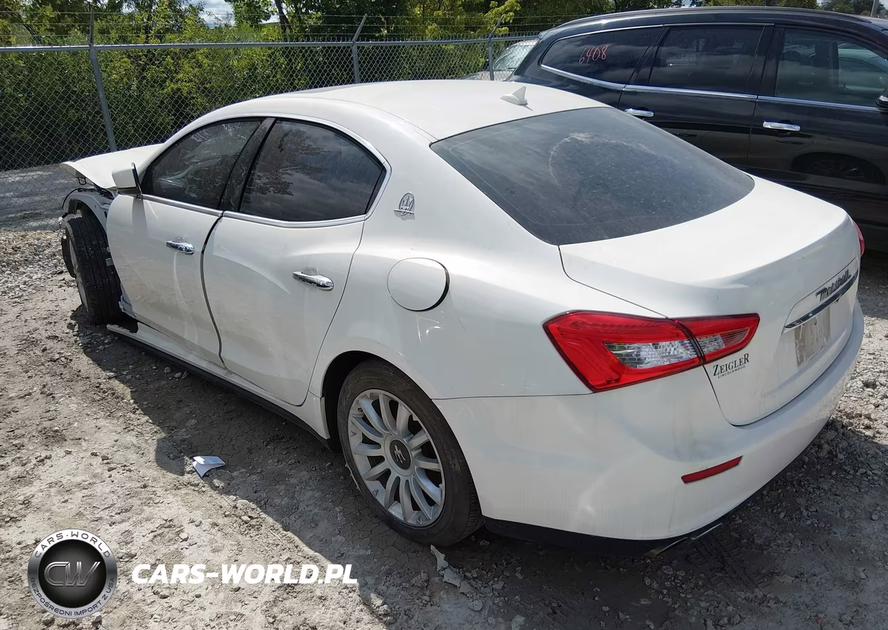 2014 Maserati Ghibli VIN:ZAM57XSA0E1090215 - 3
