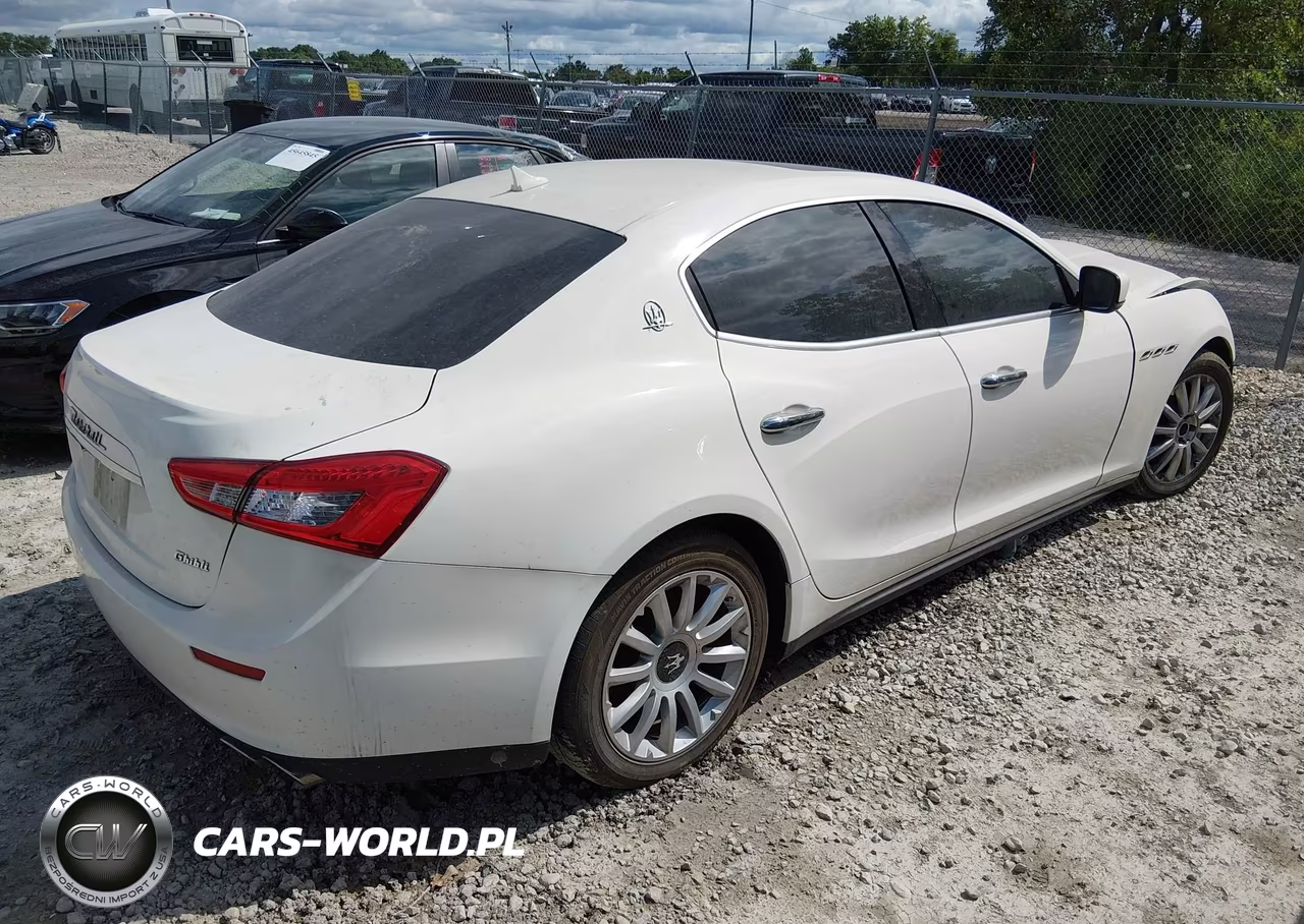 2014 Maserati Ghibli VIN:ZAM57XSA0E1090215 - 4